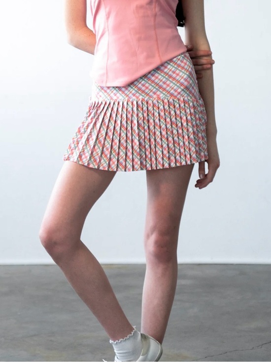 Wallflower Pants - NWOT Women’s Never A Wallflower Club Plaid Pleated Mini Skort in Pink and Mint